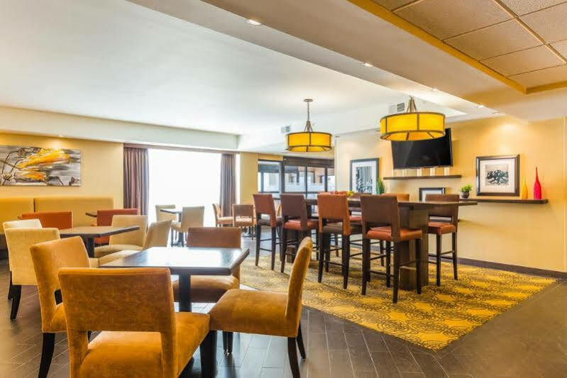 Four Points By Sheraton Chicago Westchester/Oak Brook Hotel Ngoại thất bức ảnh